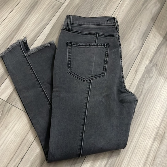 High rise jeans - Picture 3 of 3